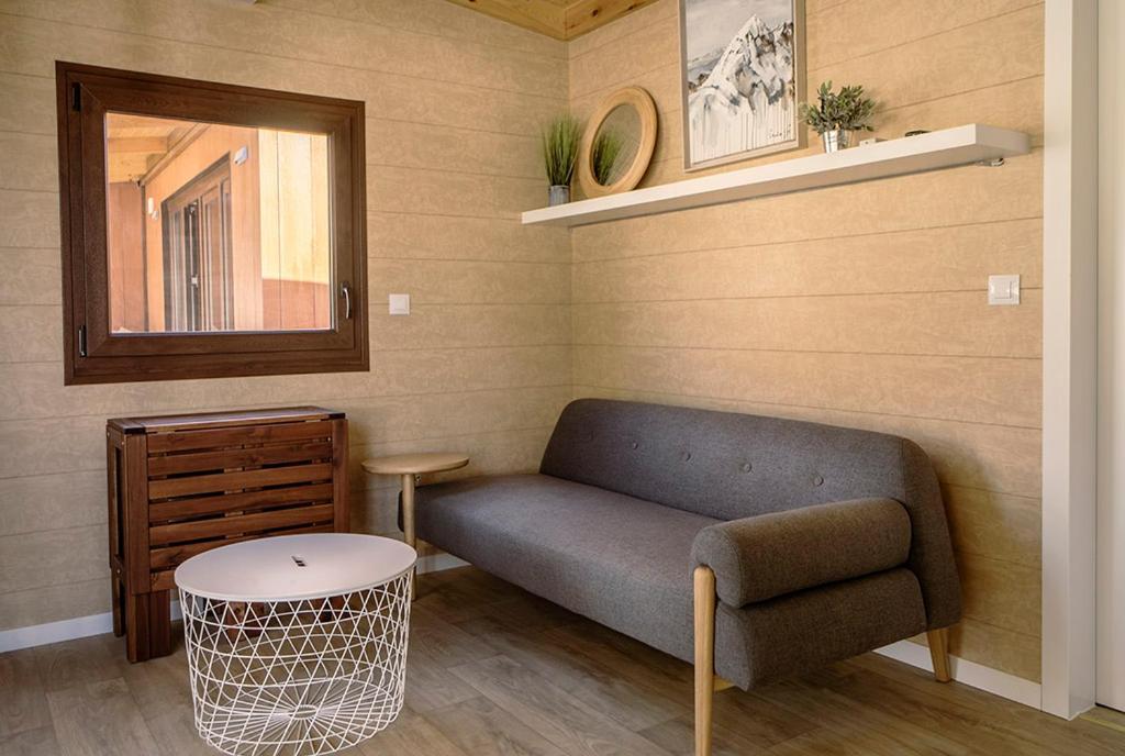 El Arrebol Comfort Camp Jaca Dış mekan fotoğraf